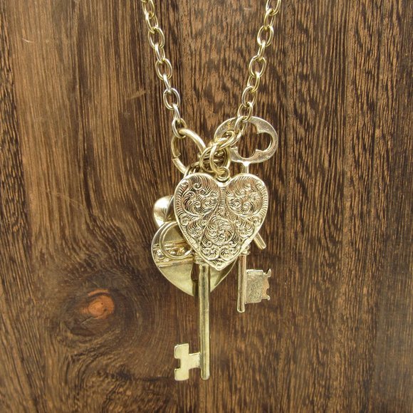 Jewelry - 31" Gold Tone Heart Key Necklace Vintage Costume